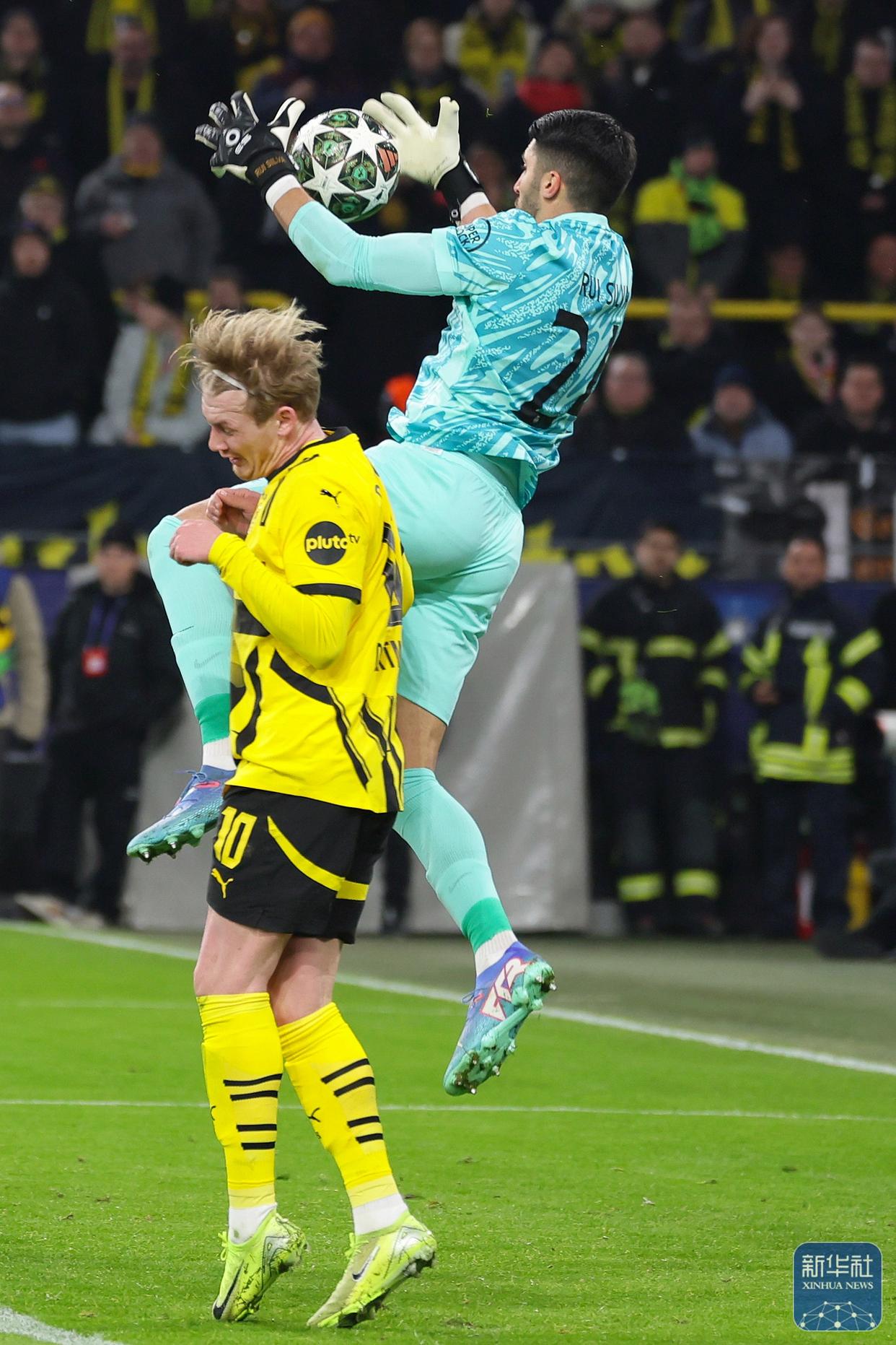 关于里程碑夜多特蒙德迎来里程碑；欧篮联集结日刷纪录；目标明确；年轻球员得到机会的信息