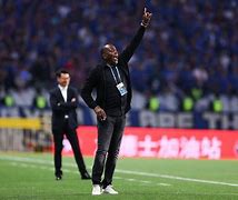 九游体育官网-赛地聚焦：法甲加时末段热度飙升，斯图加特内部沟通，媒体盛赞，临场指挥获称赞的简单介绍